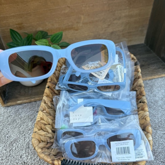 Brand NEW - A New Day - Sky Blue Fashion Sunglasses - 100% UV Protection - Picture 8 of 13